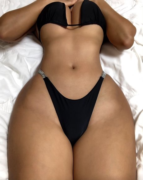 big tits brunette onlyfans xxx image