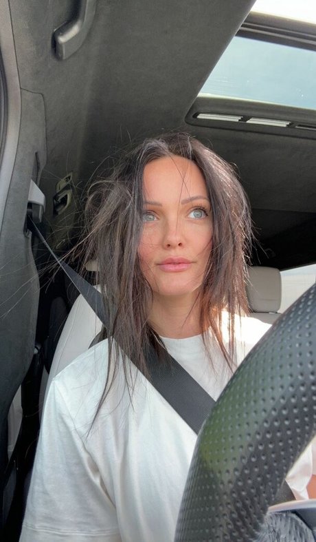 Brittney Atwood nudes actress photo