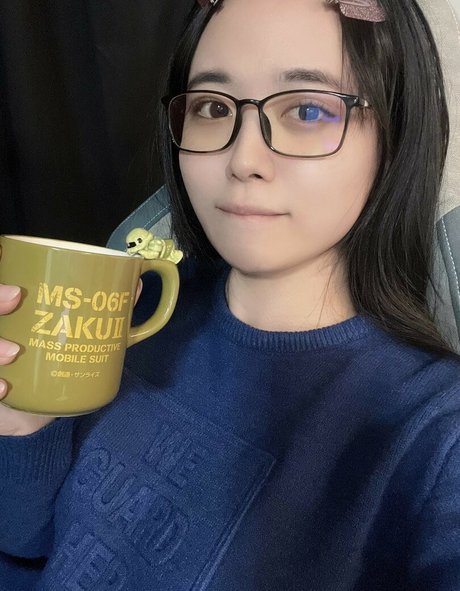 Umi Shinonome art actress gallery