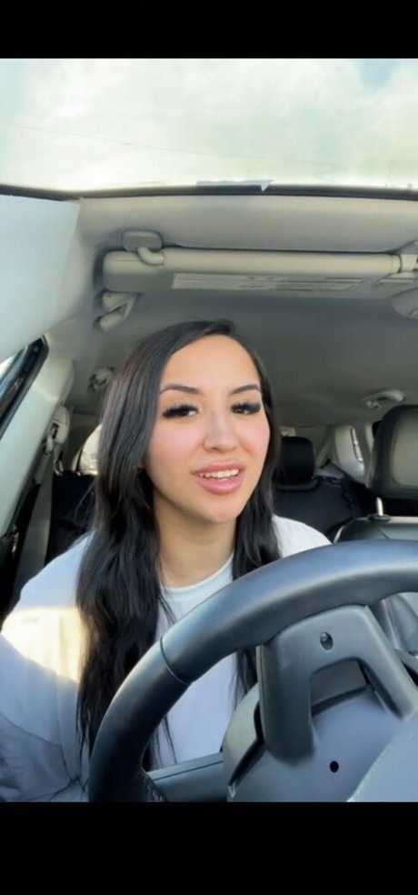 yourfutureexwifey exclusive pornstar galleries