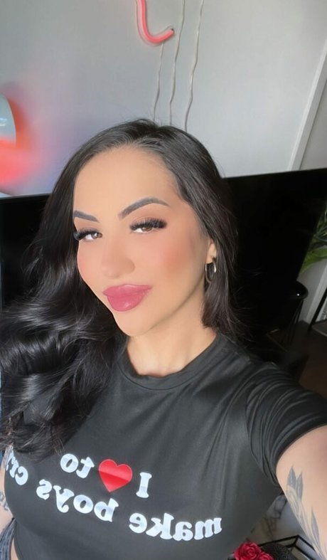 mom fuck onlyfans hot pics