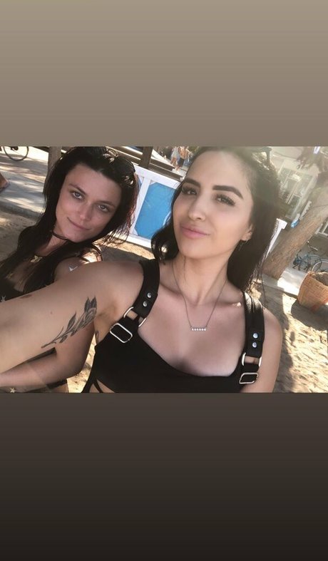 yourfutureexwifey model pornographic picture