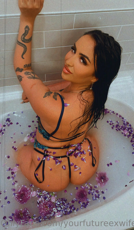 yourfutureexwifey star erotic archive