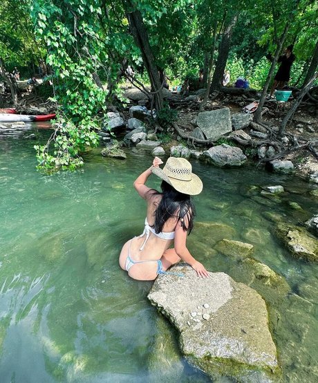 ebony smoking onlyfans nude gallery