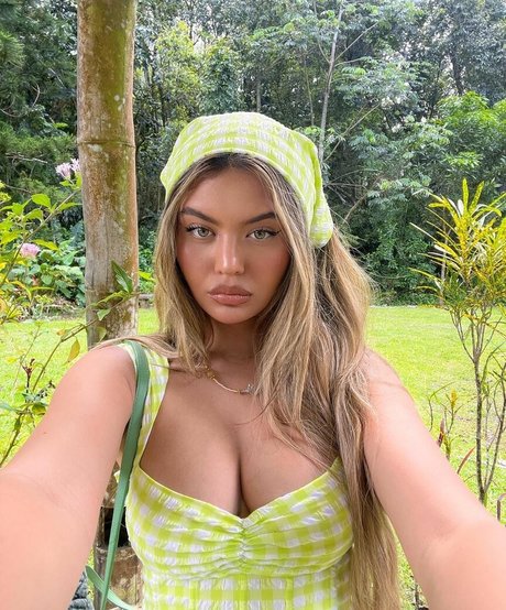 asian tranny onlyfans art naked pic