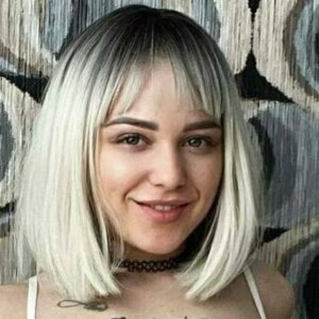 queen charly erotic pornstar photos