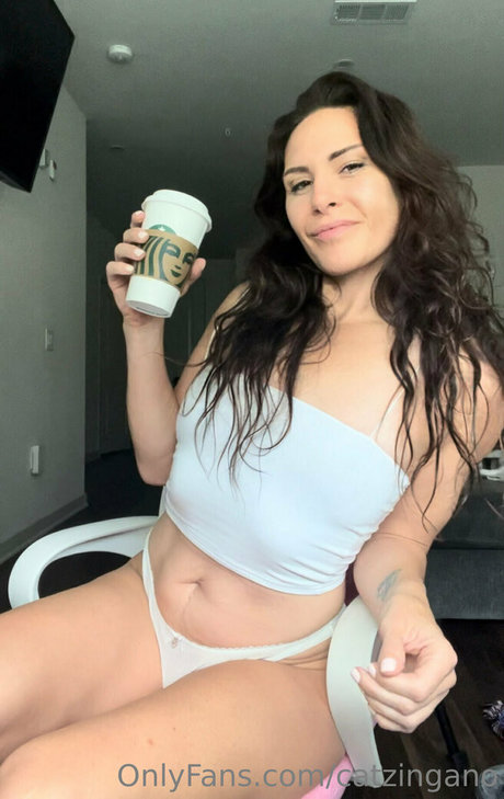 Alpha Kat Zingano beautiful actress images