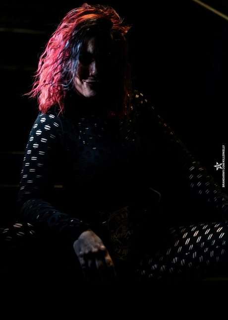 Killer Kelly pornstar exclusive picture