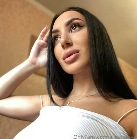 alina greys star sexy image