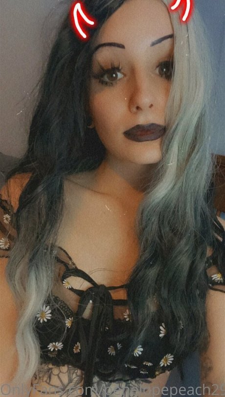 penelopepeach29 pretty actress image