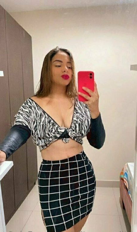 ojitosangelita model nude photos