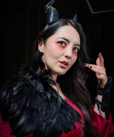 Jane Douglas model perfect photos