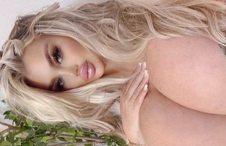 fart onlyfans free nude photo