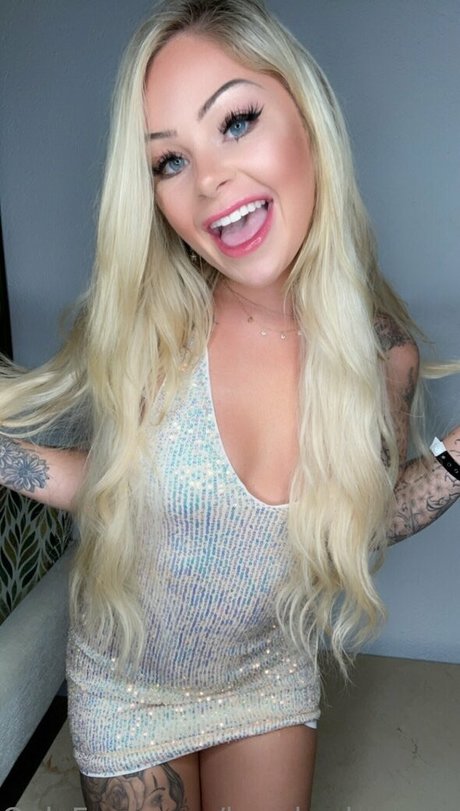 busty brunette onlyfans sexy naked picture