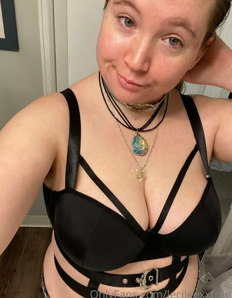 shemale fucks girl onlyfans hd pictures