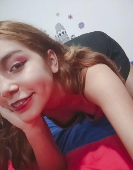 vaioletbrit model nude pictures