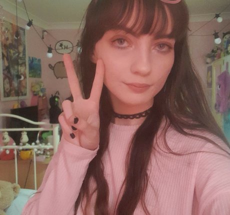 shy spice model free images