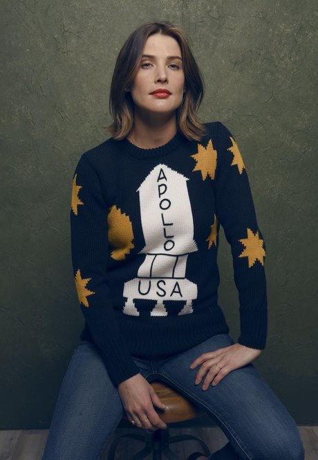 Cobie Smulders model free images