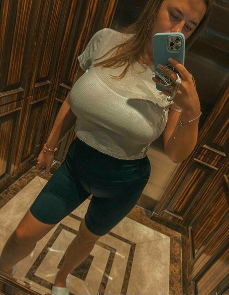 cum on tongue onlyfans exclusive images