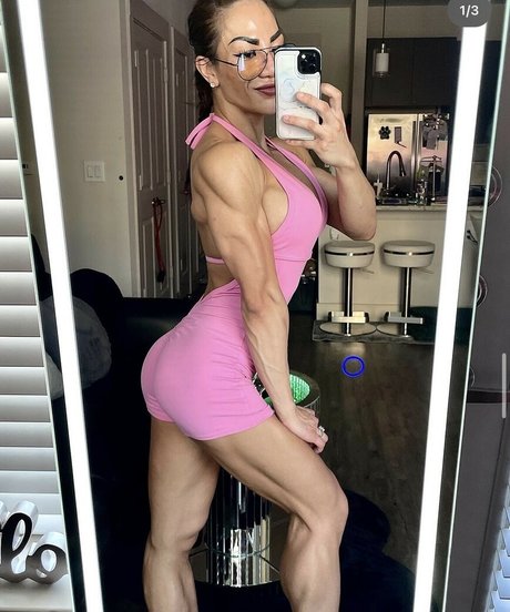 Tina Nguyen nude star img