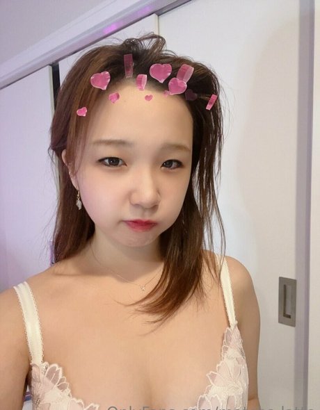 matcha latte model nice photos