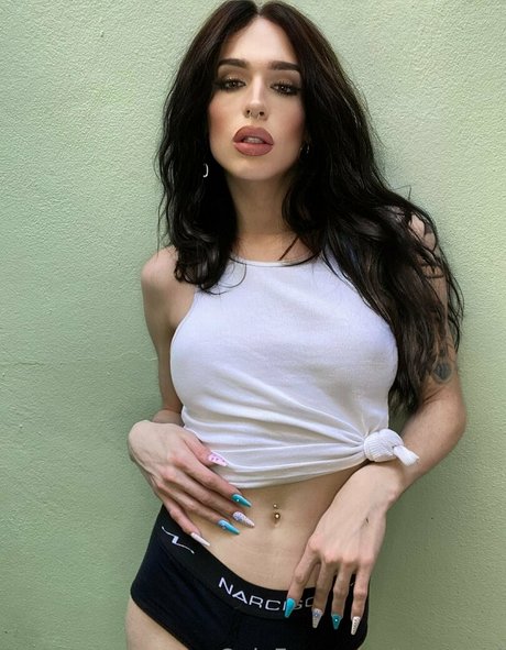 18 free onlyfans adult images