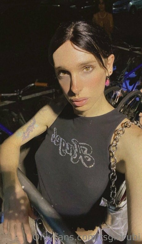 tsgirlrubi hot pornstar photo