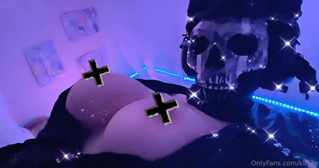 kltt3y model sexy galleries