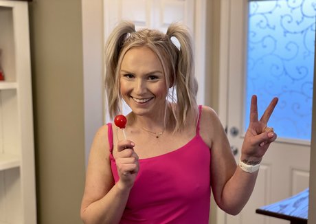 bunnycovered sex actress pic