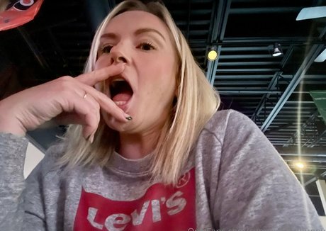 bunnycovered xxx actress gallery