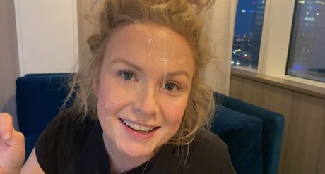 bunnycovered sex model img