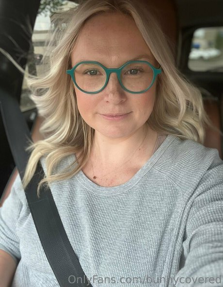 bunnycovered model erotic gallery