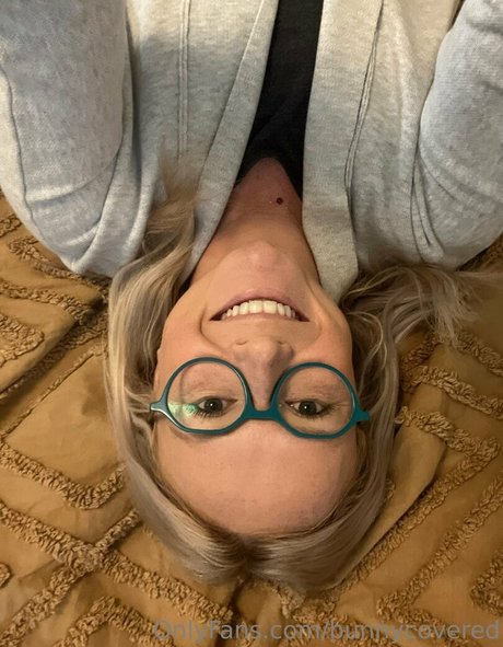 bunnycovered model free pics