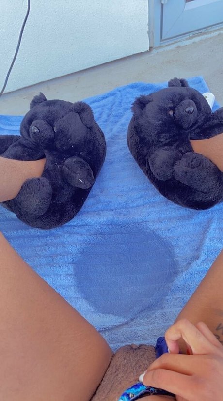 kyrichess pretty model picture