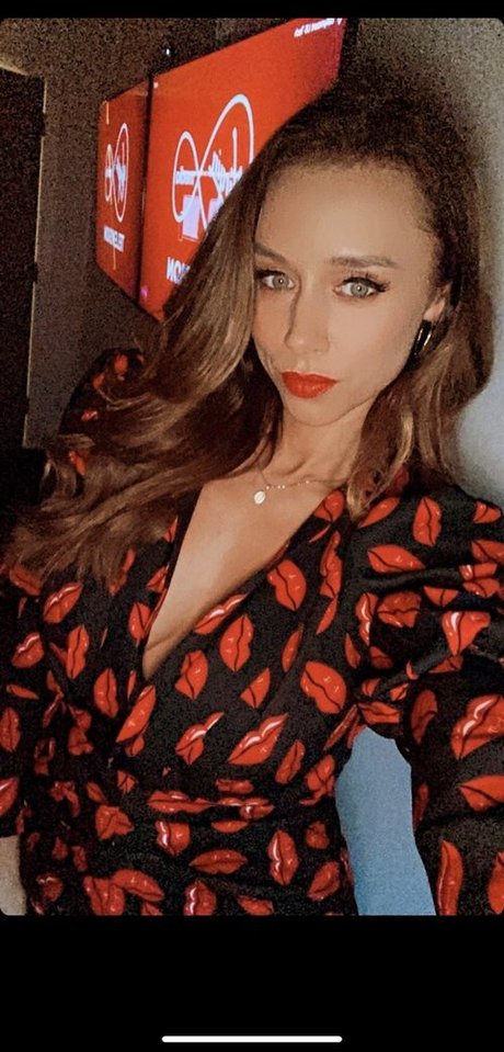 Una Healy exclusive star pictures