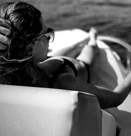 Una Healy high quality actress picture