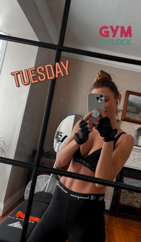 mommy onlyfans nude galleries