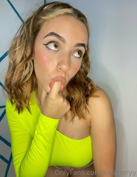 katilove0 hot star photo