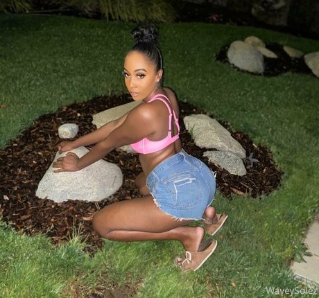 waveysolezz xxx pornstar gallery