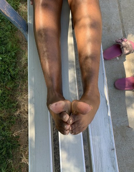 waveysolezz model pretty image