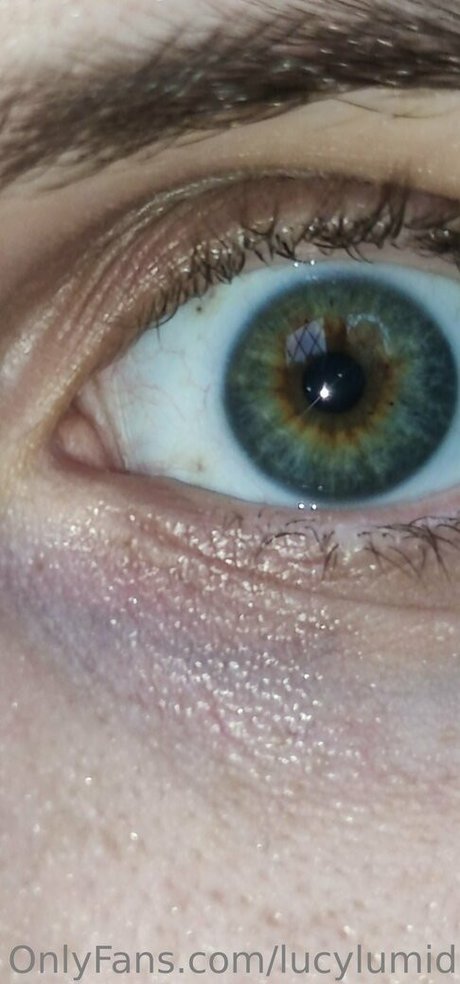 lucylumid nude star images