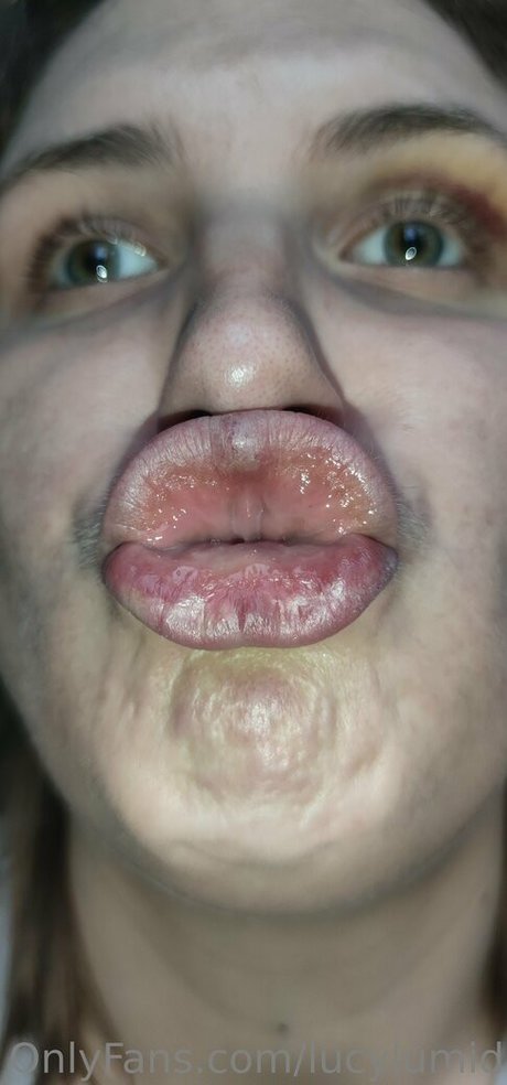 lucylumid model hot images