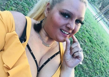 college girl onlyfans porno picture