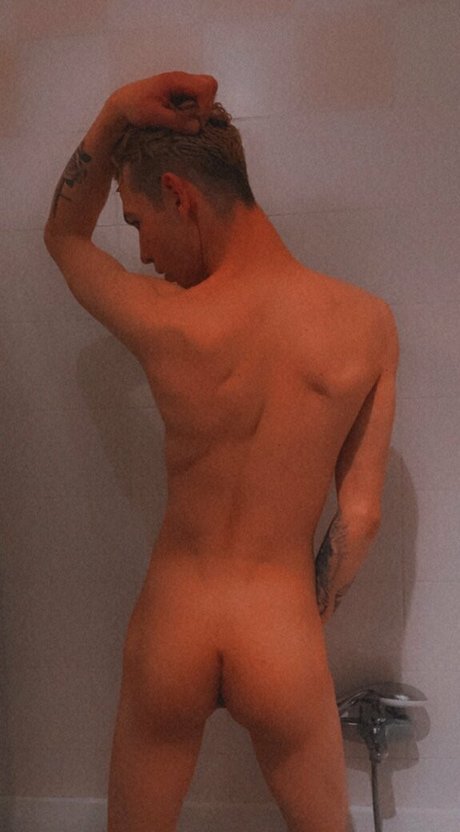 satin boys tc erotic model picture