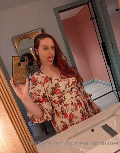 morganstormxo free erotic star image
