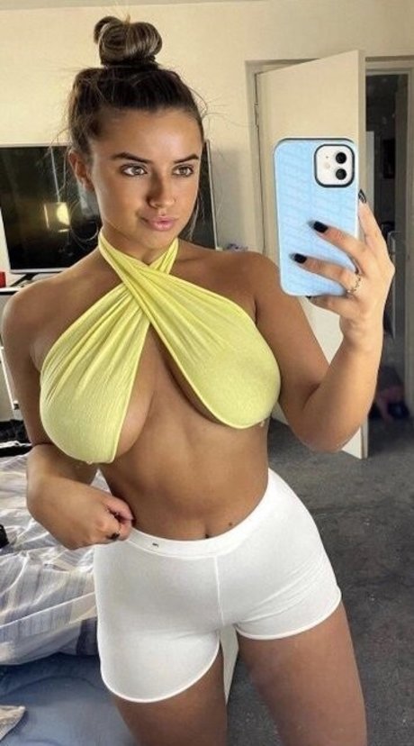 Casey Penman naked actress pics