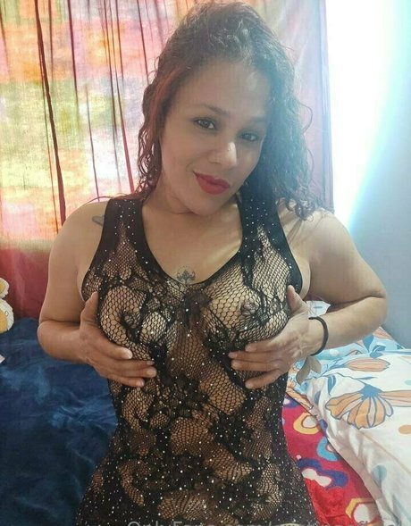 cristinaoficial star free gallery