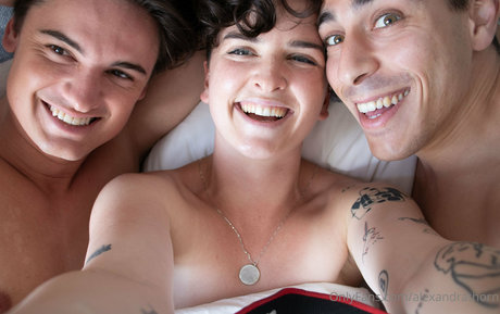 alexandrathorn star sex archive