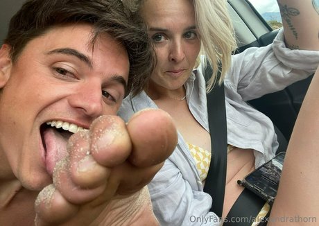 alexandrathorn xxx model image