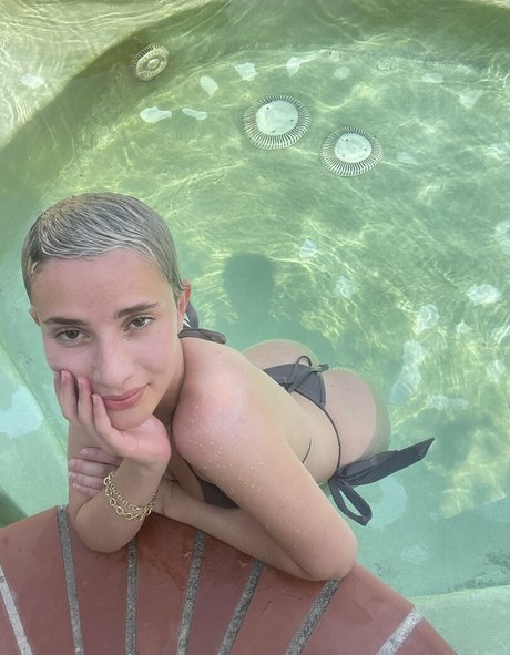 Daisy Delancey adult star images